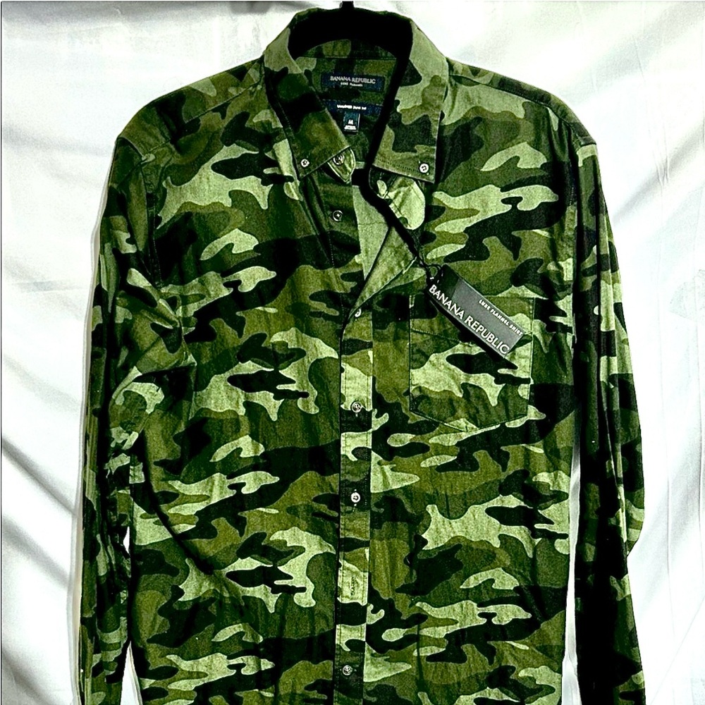 Banana Republic Men's Green Camouflage Shirt Jacket